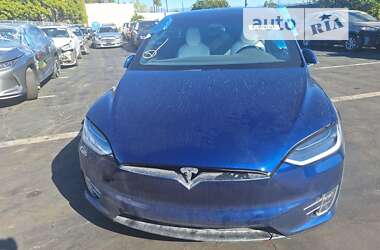 Внедорожник / Кроссовер Tesla Model X 2018 в 