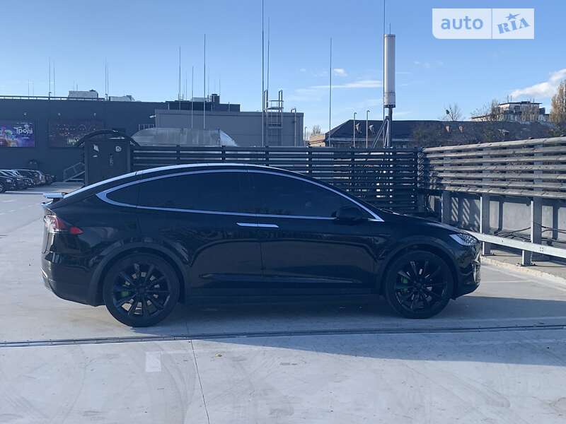 Позашляховик / Кросовер Tesla Model X 2018 в Києві