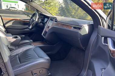 Внедорожник / Кроссовер Tesla Model X 2017 в Запорожье