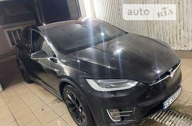 Позашляховик / Кросовер Tesla Model X 2016 в Чернівцях