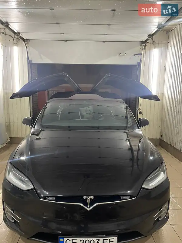 Внедорожник / Кроссовер Tesla Model X 2016 в 