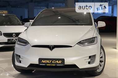 Позашляховик / Кросовер Tesla Model X 2016 в Києві