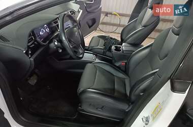 Внедорожник / Кроссовер Tesla Model X 2018 в 