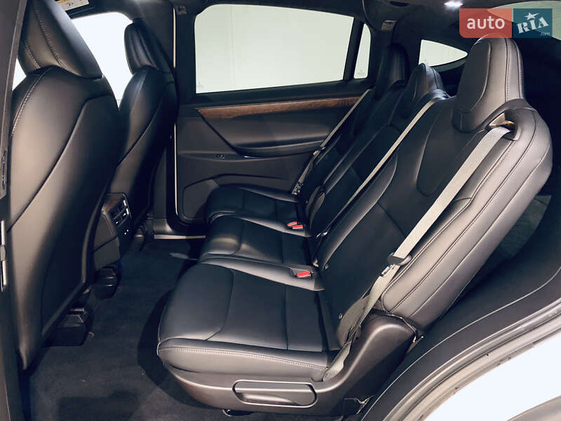 Позашляховик / Кросовер Tesla Model X 2020 в Києві