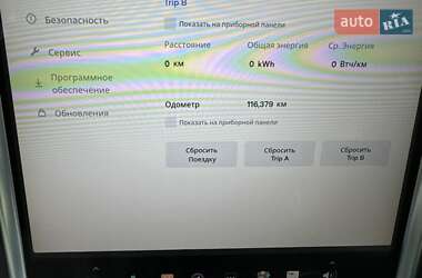 Позашляховик / Кросовер Tesla Model X 2017 в 