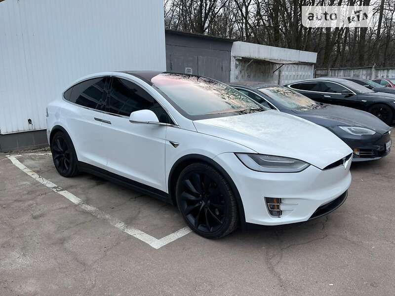 Внедорожник / Кроссовер Tesla Model X 2020 в Днепре
