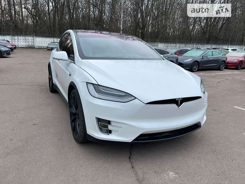 Позашляховик / Кросовер Tesla Model X 2020 в Дніпрі