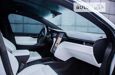 Внедорожник / Кроссовер Tesla Model X 2020 в Днепре