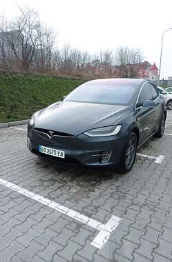 Внедорожник / Кроссовер Tesla Model X 2016 в 