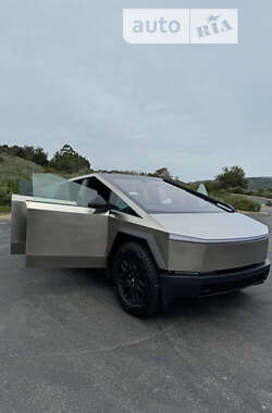 Внедорожник / Кроссовер Tesla Model X 2024 в 