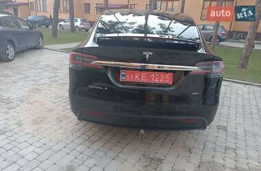 Внедорожник / Кроссовер Tesla Model X 2017 в 