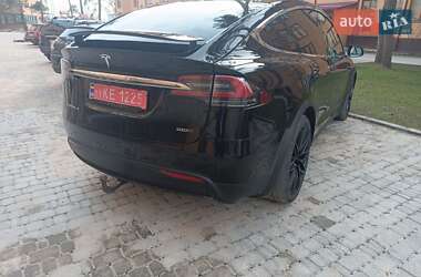 Внедорожник / Кроссовер Tesla Model X 2017 в 