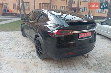 Внедорожник / Кроссовер Tesla Model X 2017 в 