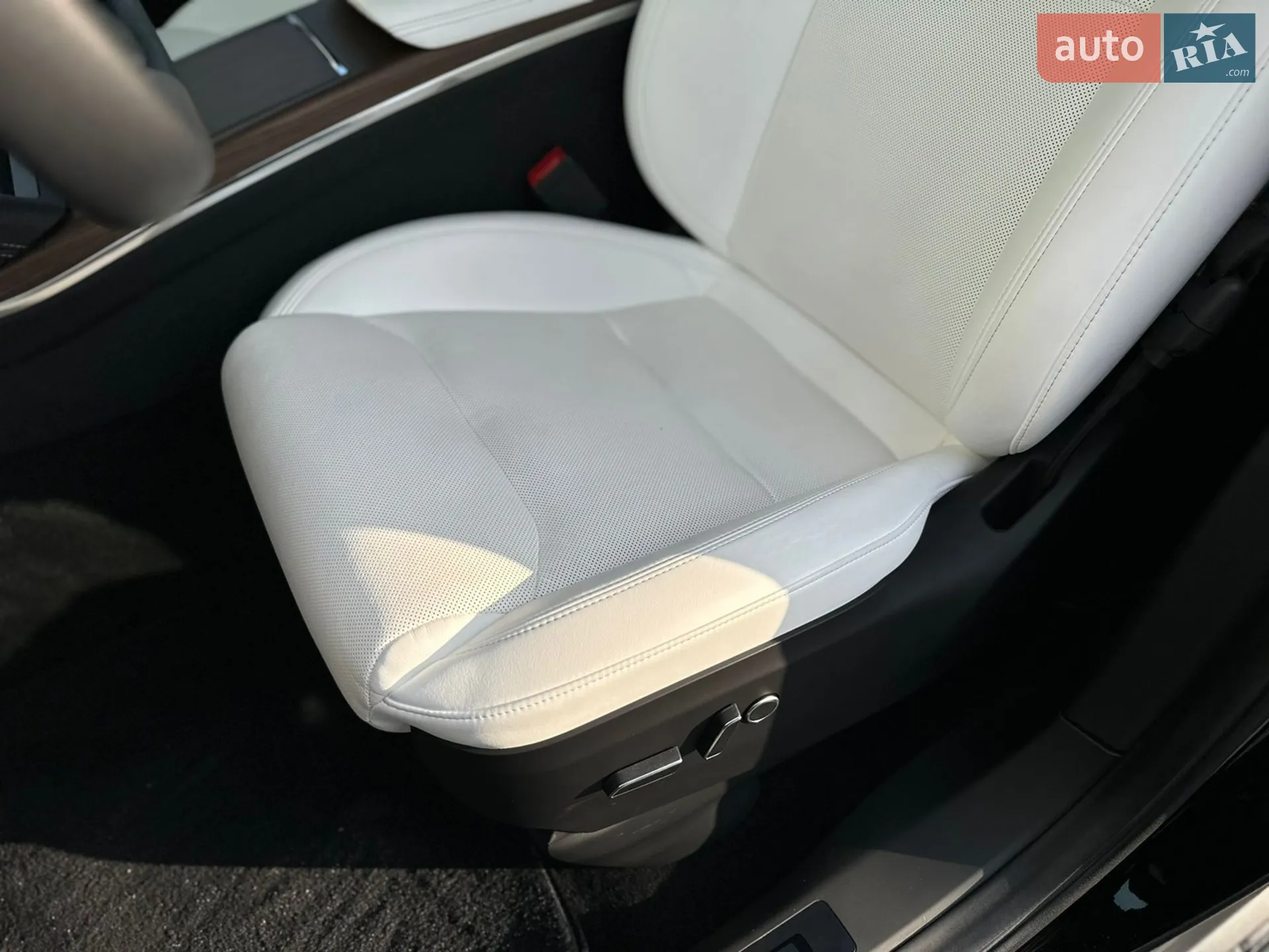 2023 Tesla Model X - мініатюра 18