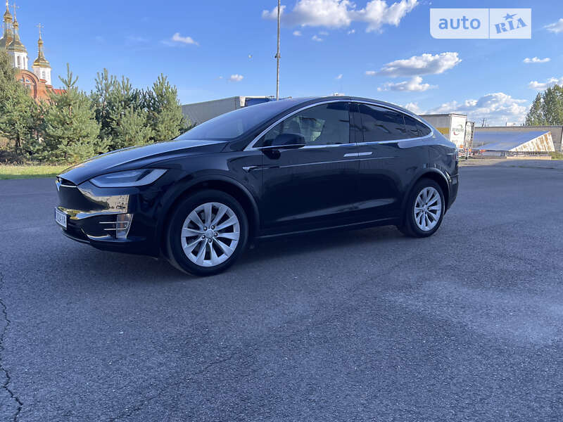 Внедорожник / Кроссовер Tesla Model X 2017 в Луцке фото 5 Внедорожник / Кроссовер Tesla Model X 2017 в Луцке