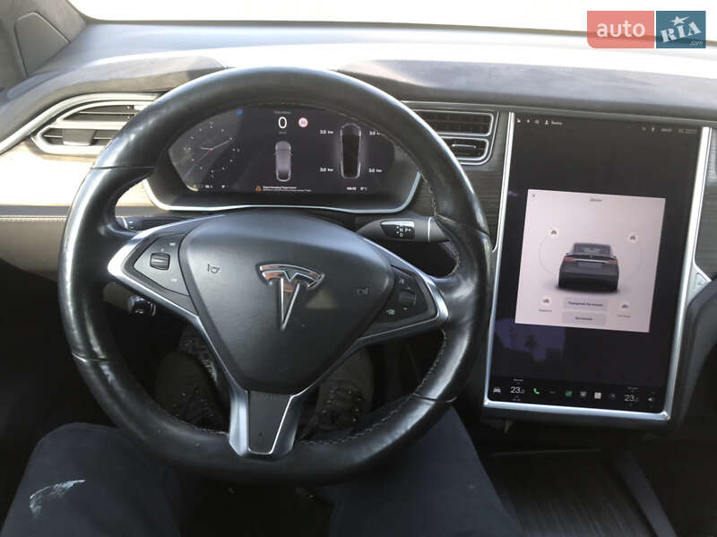 Позашляховик / Кросовер Tesla Model X 2017 в Луцьку фото 7 Позашляховик / Кросовер Tesla Model X 2017 в Луцьку