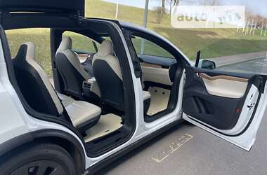 Внедорожник / Кроссовер Tesla Model X 2020 в Киеве