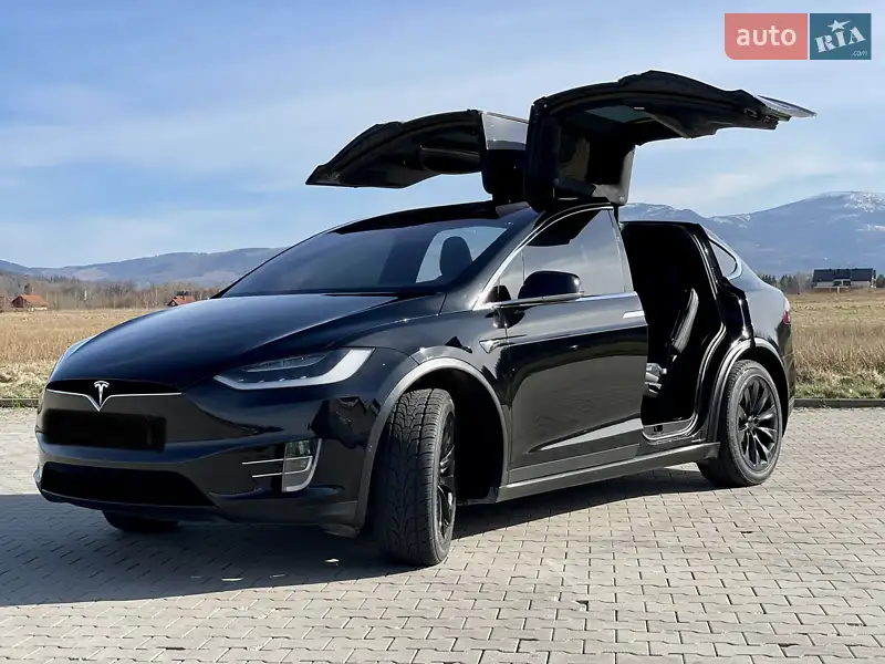 Tesla Model X 2017