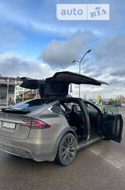 Внедорожник / Кроссовер Tesla Model X 2016 в Киеве