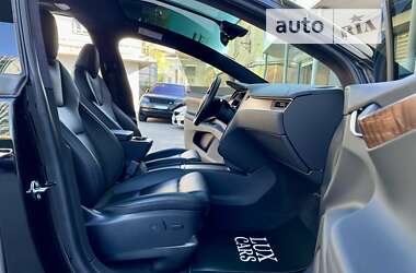 Позашляховик / Кросовер Tesla Model X 2020 в Києві