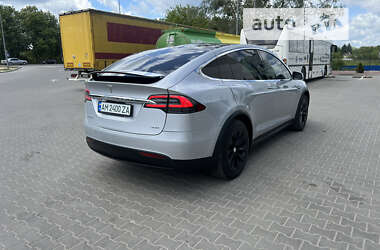 Позашляховик / Кросовер Tesla Model X 2016 в Житомирі