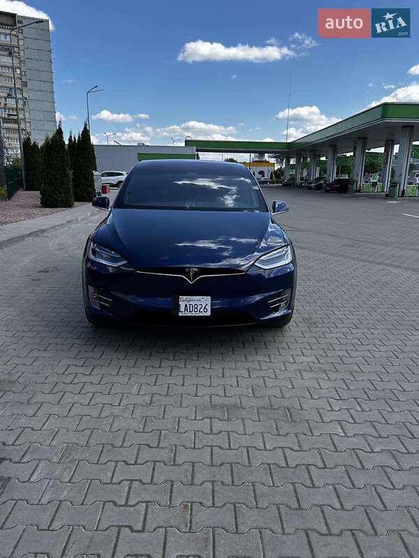 Внедорожник / Кроссовер Tesla Model X 2018 в Житомире