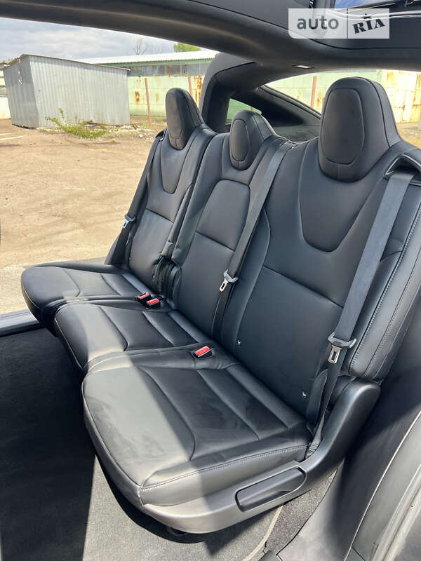 Внедорожник / Кроссовер Tesla Model X 2018 в Киеве