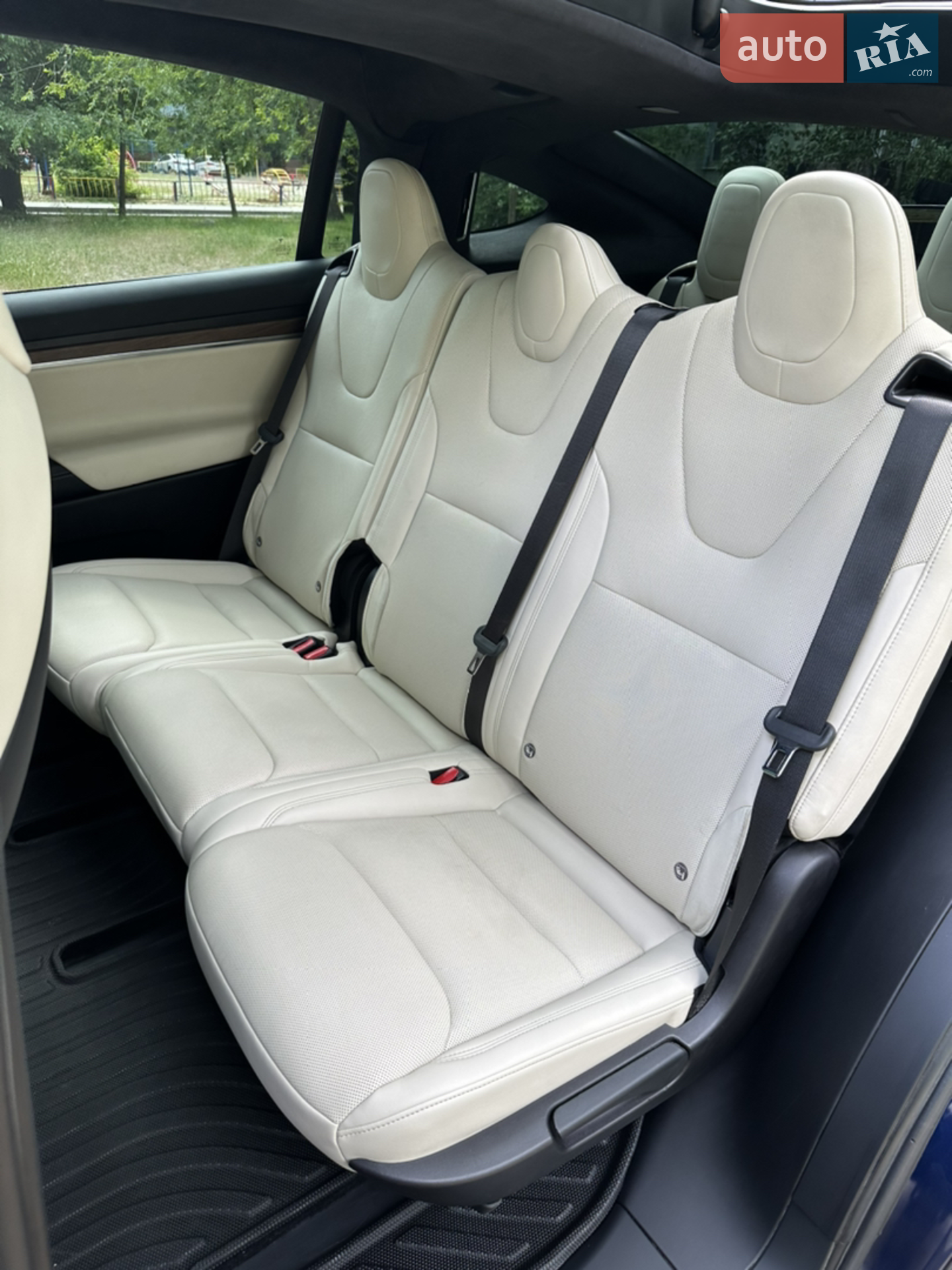 2022 Tesla Model X - мініатюра 27