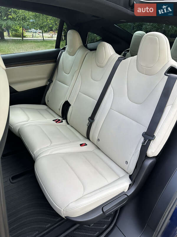 Внедорожник / Кроссовер Tesla Model X 2022 в Днепре