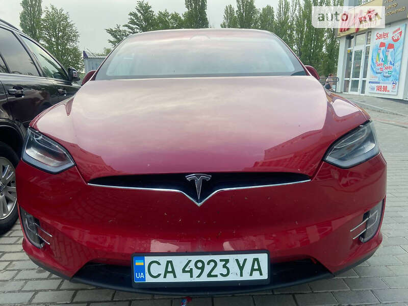 Позашляховик / Кросовер Tesla Model X 2018 в Черкасах