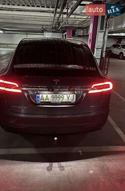Внедорожник / Кроссовер Tesla Model X 2017 в 