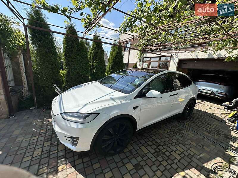 Внедорожник / Кроссовер Tesla Model X 2018 в Киеве фото 3 Внедорожник / Кроссовер Tesla Model X 2018 в Киеве