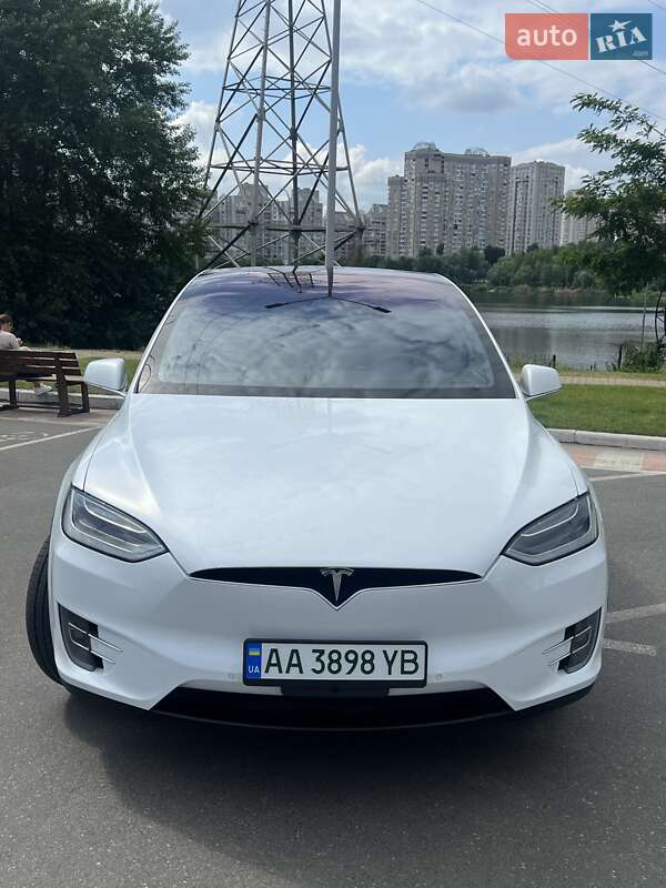 Позашляховик / Кросовер Tesla Model X 2019 в Києві фото 2 Позашляховик / Кросовер Tesla Model X 2019 в Києві