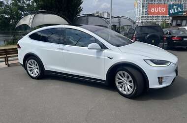Внедорожник / Кроссовер Tesla Model X 2019 в Киеве