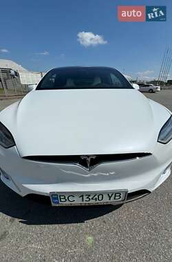 Внедорожник / Кроссовер Tesla Model X 2018 в 
