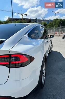 Внедорожник / Кроссовер Tesla Model X 2018 в 