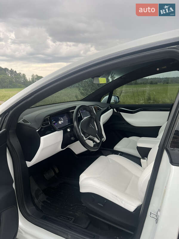 Внедорожник / Кроссовер Tesla Model X 2017 в Житомире