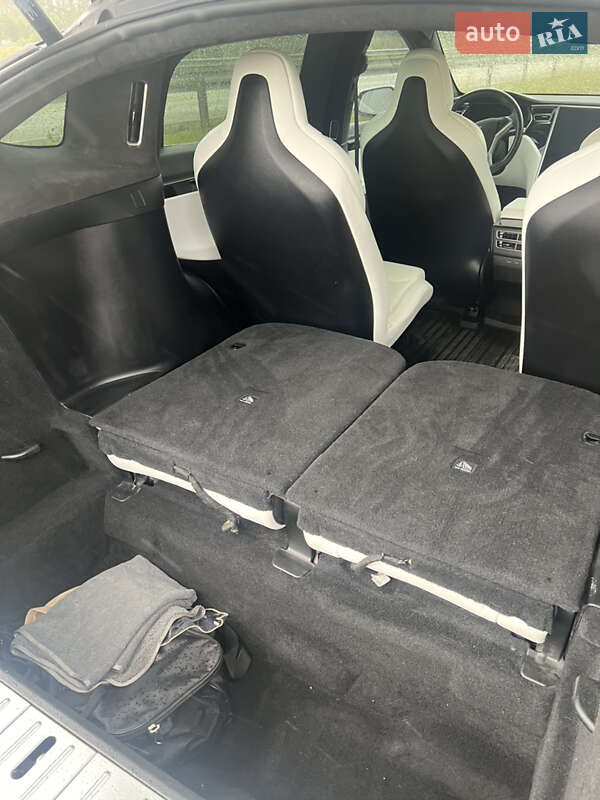 Внедорожник / Кроссовер Tesla Model X 2017 в Житомире