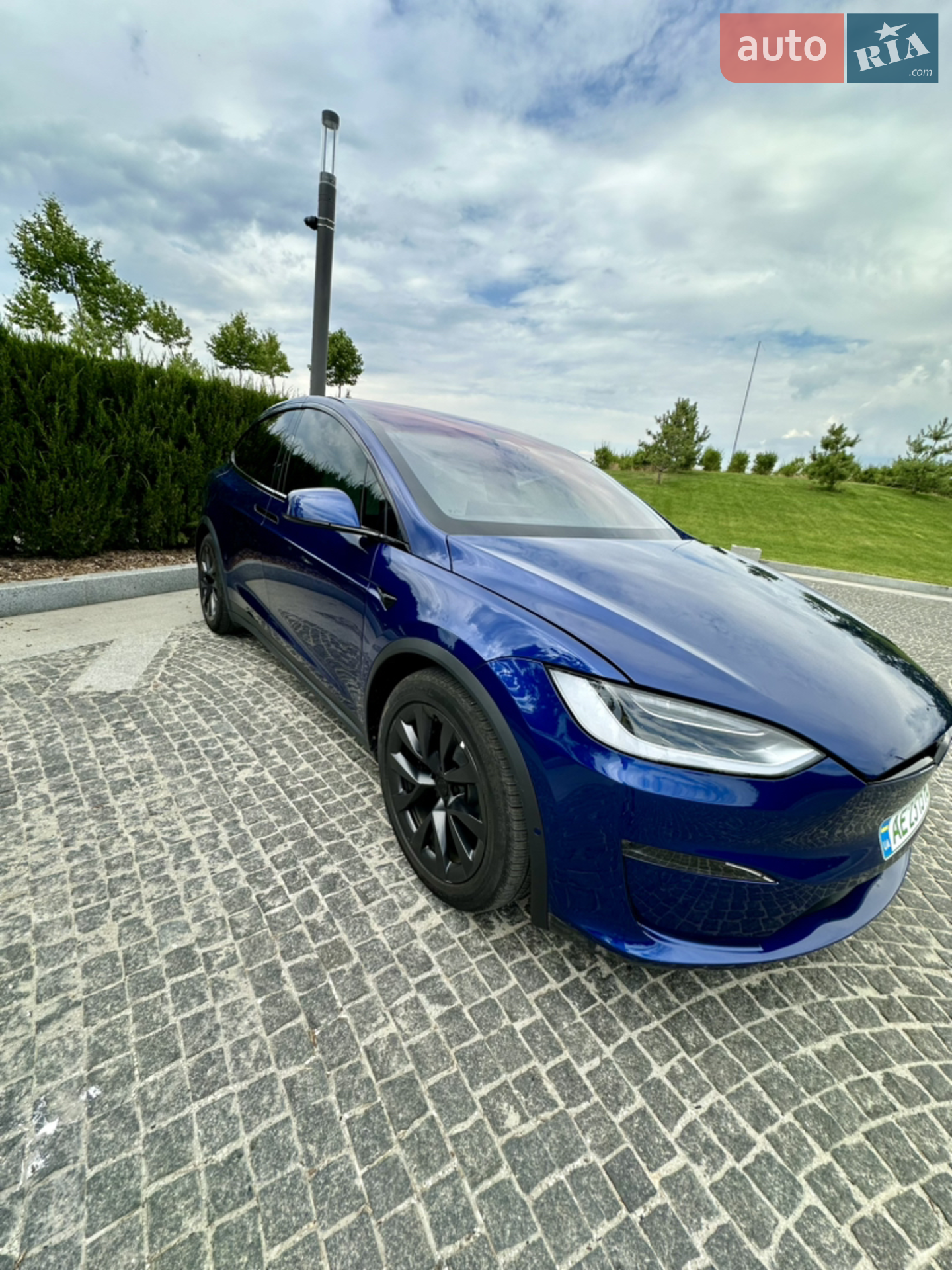 2022 Tesla Model X - мініатюра 10