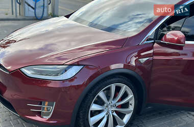 Позашляховик / Кросовер Tesla Model X 2015 в 