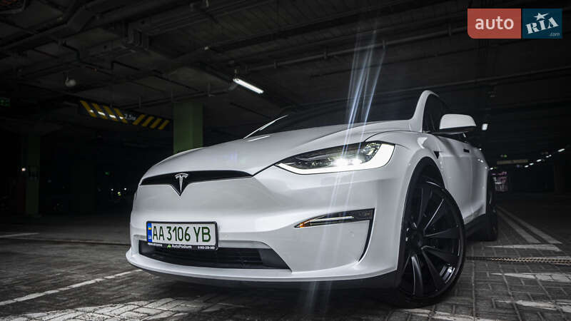 Внедорожник / Кроссовер Tesla Model X 2022 в Киеве