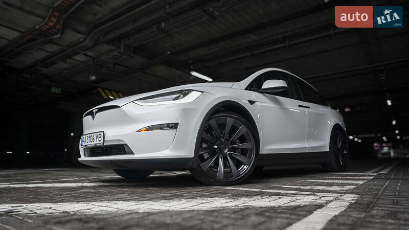Внедорожник / Кроссовер Tesla Model X 2022 в Киеве