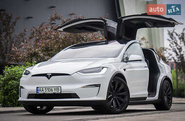 Позашляховик / Кросовер Tesla Model X 2022 в 