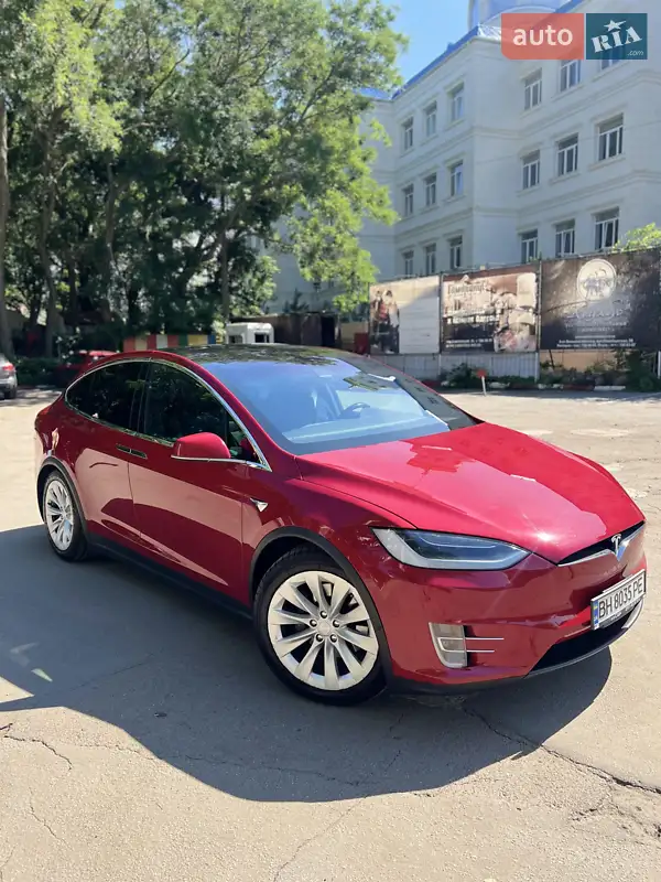 Tesla Model X 2016