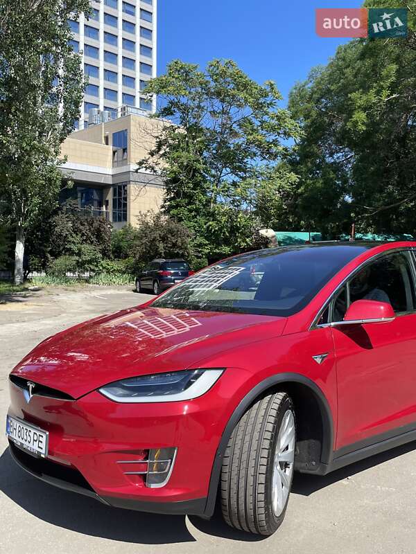 Внедорожник / Кроссовер Tesla Model X 2016 в Одессе