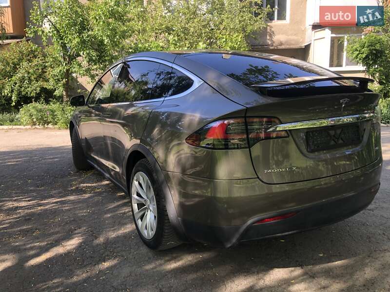 Позашляховик / Кросовер Tesla Model X 2016 в Саврані фото 6 Позашляховик / Кросовер Tesla Model X 2016 в Саврані