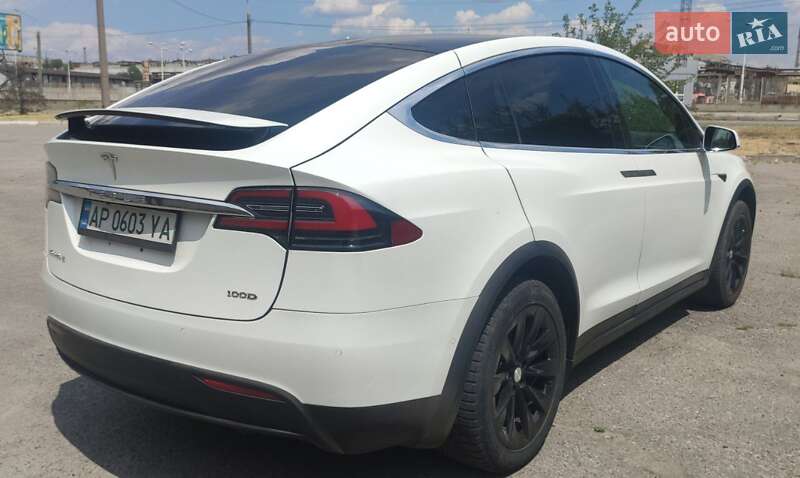 Позашляховик / Кросовер Tesla Model X 2018 в Запоріжжі