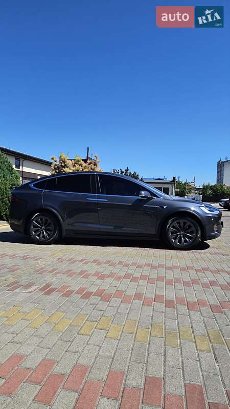 Внедорожник / Кроссовер Tesla Model X 2018 в Черкассах