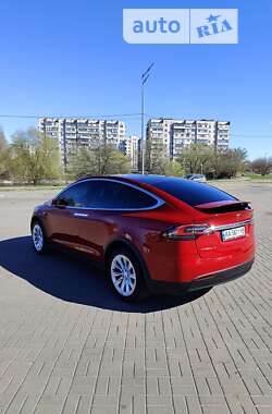 Внедорожник / Кроссовер Tesla Model X 2016 в Киеве