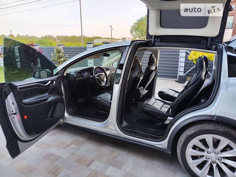 Внедорожник / Кроссовер Tesla Model X 2016 в Львове фото 8 Внедорожник / Кроссовер Tesla Model X 2016 в Львове